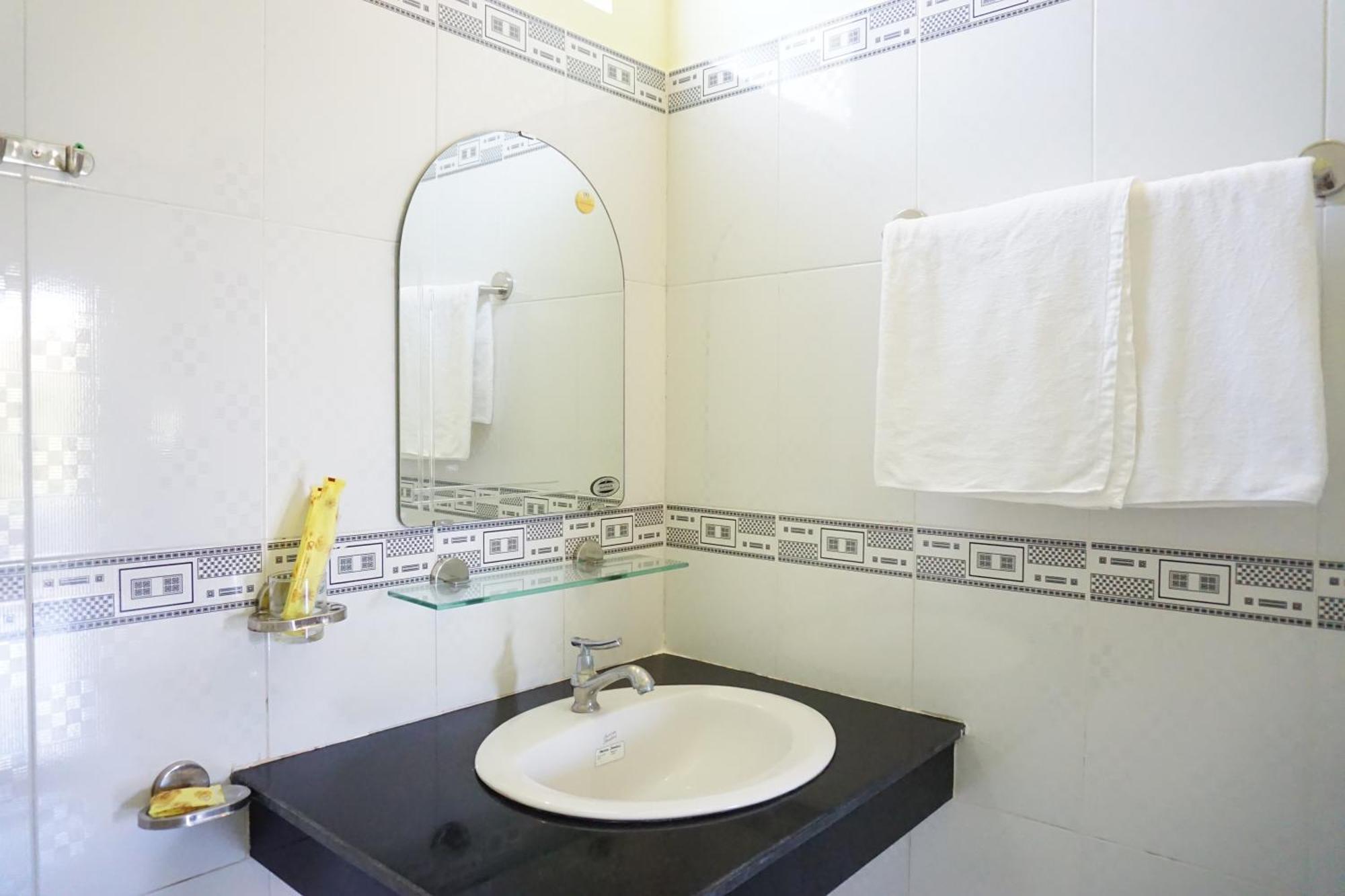 Cat Tien Guesthouse موي ني الغرفة الصورة